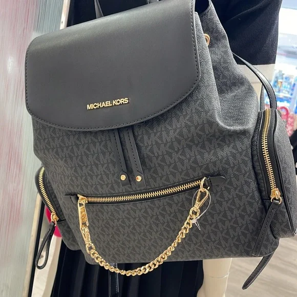 Michael Kors Jet Set Large Logo Backpack
Black 
NWT - Picture 14 of 16